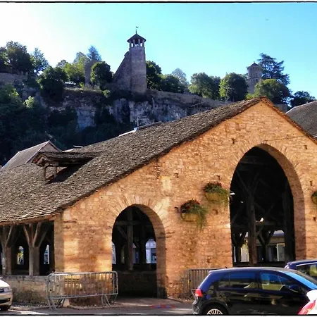 Porte De Quirieu Holiday home *